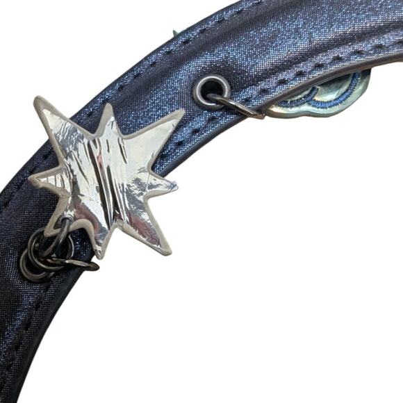 New Danielle Nicole Disney Aladdin & Jasmine Whole New World Crossbody Purse Bag - Picture 7 of 11